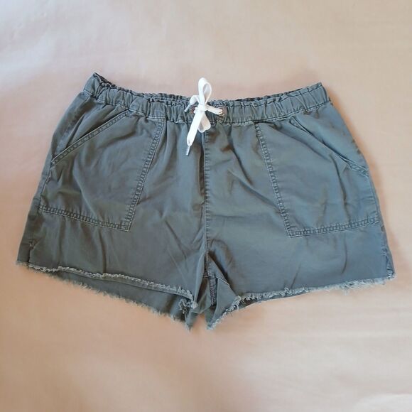 No Boundaries Pants - No Boundaries Shorts Womens XXXL (21) Green Casual Basic Loungewear Aesthetic